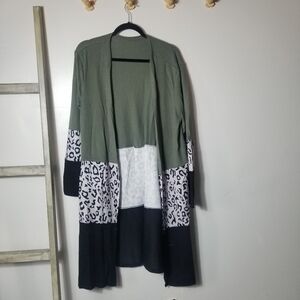 NWOT WOMEN'S LONG CARDIGAN SIZE LARGE